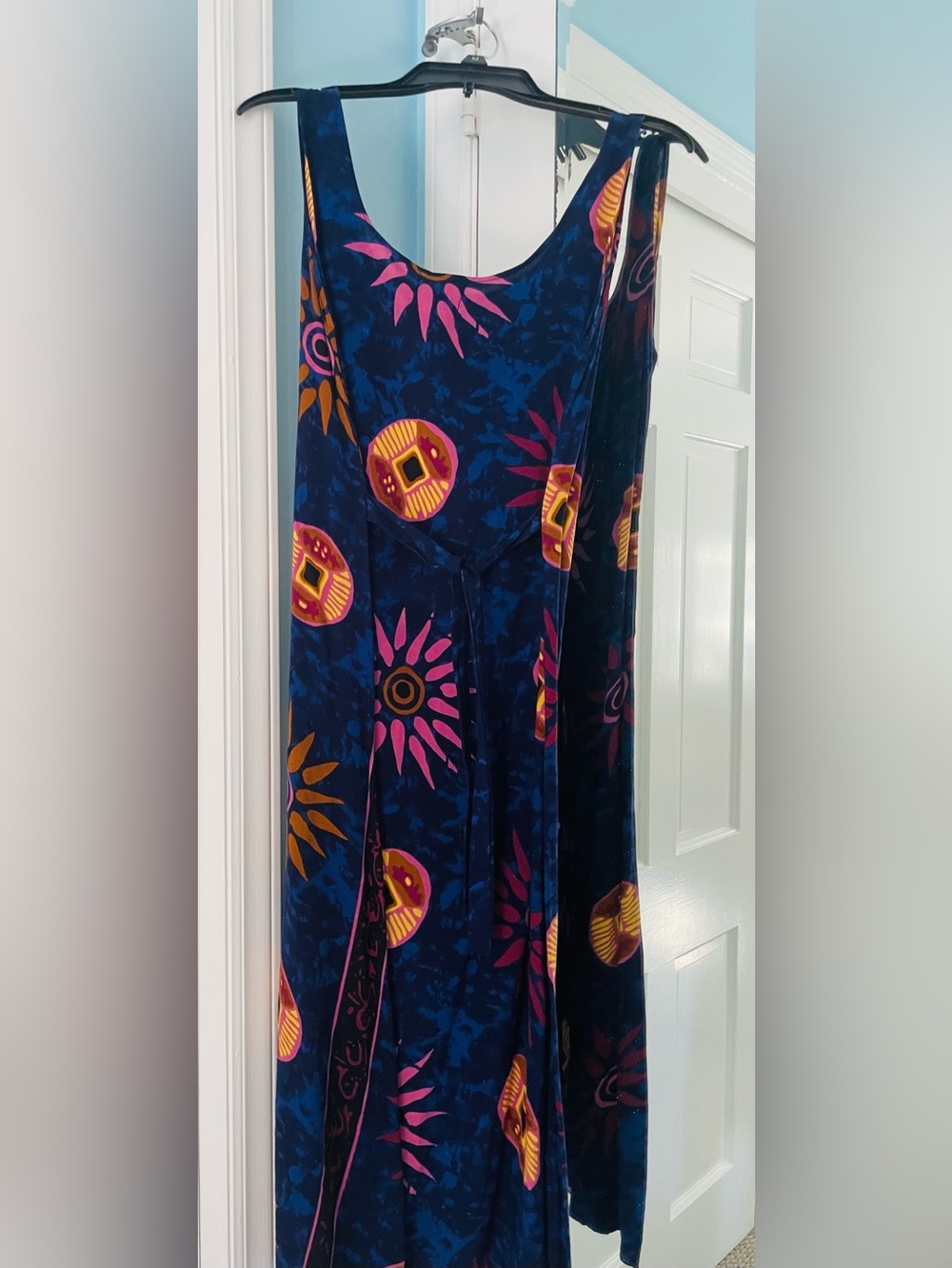 Boutique Sleeveless Blue Maxi Dress with Pink & Gold Sunburst Print